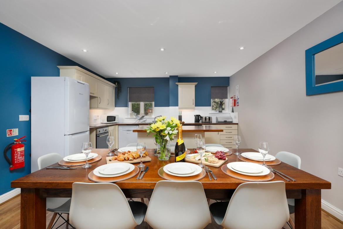 Hassop Cottage - Darwin Lake Holiday Village Матлок Экстерьер фото